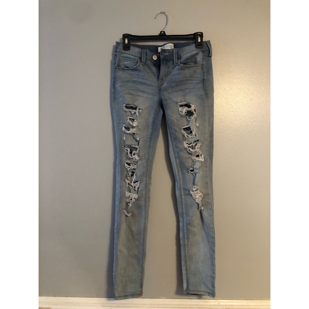 Light denim skinny jeans